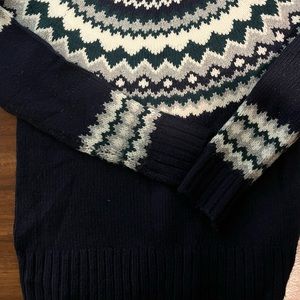 Never worn Banana Republic Sweater-Animal and smoke free home